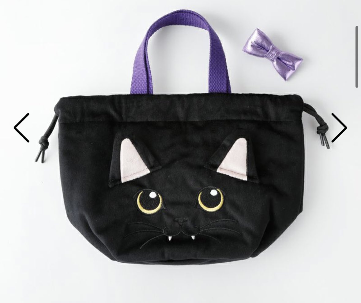 Yo4_August's tweet photo. 黒猫界隈の皆さんは今年のハロウィンはどこの黒猫グッズ買うのでしょうか🐈‍⬛

娘が生まれたことにより、子どもが使えるという理由で買いまくってしまいそうな飼い主です🥹

紀伊國屋さん可愛い😍 https://t.co/uiXZaknypj