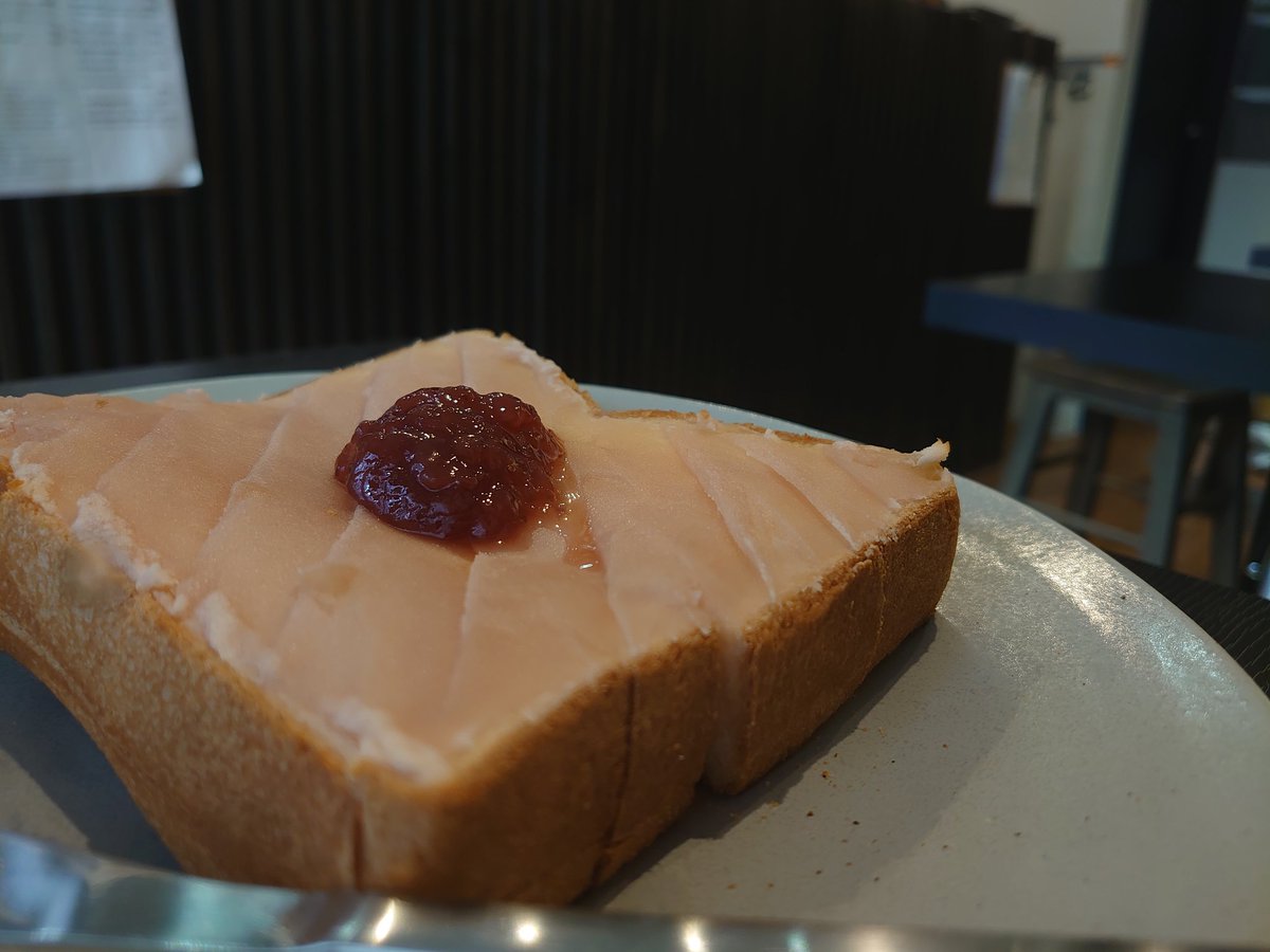 トーストおいしい

コーヒーもおいしい
