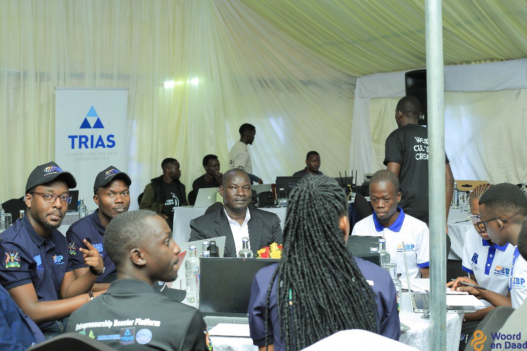 Missblx's tweet photo. Today we launch the Youth Empowerment and Participation in Policy and Development Project (YEPPAD) . Funded by the EU 🇪🇺, it addresses challenges facing youth through skilling, participation, and stronger voices in decision-making. #EBPHackathon || #YouthEmpowerment https://t.co/rbH6zrgqAw