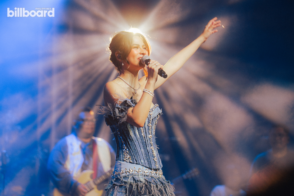 BBPHOfficial's tweet image. “It’s been a long time coming."

For nearly a decade, #Janine Teñoso (@_janinemusic) has been an ever-present voice in the world of Filipino music. Yet for all her ubiquity, there had never been a night solely her own — until now.

Last weekend, Janine took center stage for her