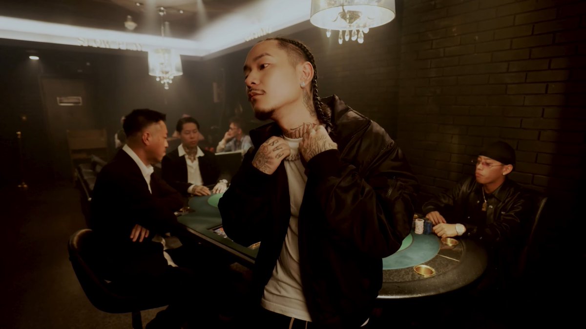 【New MV】
DJ PHANTOM <a href="/phantomaximum/">ⓅⒽⒶⓃⓉⓄⓂ</a> &amp; DJ YUHH - Fullbet feat. Bark &amp; eyden <a href="/feelikeyden98/">eyden</a> 
youtu.be/AfN3ps85fCU?si…

◉Instagram
instagram.com/reel/DOYXb2VEq…