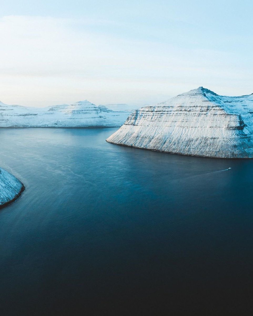 Golden moments in the Faroe Islands ✨
