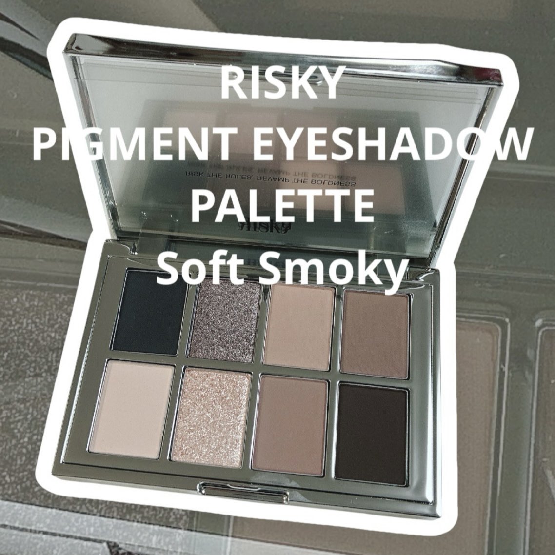 Autumn56092259's tweet image. #PR #RISKY #EYESHADOW
RISKY
PIGMENT EYESHADOW PALETTE 
Soft Smoky
韓国のライジングコスメブランド
見たことなかったユニークなカラー感と高発色、高輝度ラメ、メイクが長持ちするよ☝️
かっこよくてオシャレな色の組み合わせのパレット✨
