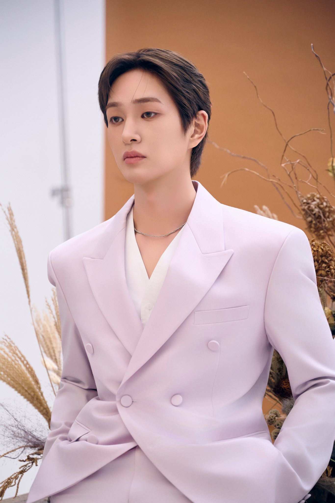 最終価格　出品数少ない SHINee ONEW ユニフォーム おまけ付き 最終価格 出品数少ない SHINee ONEW ユニフォーム おまけ付き