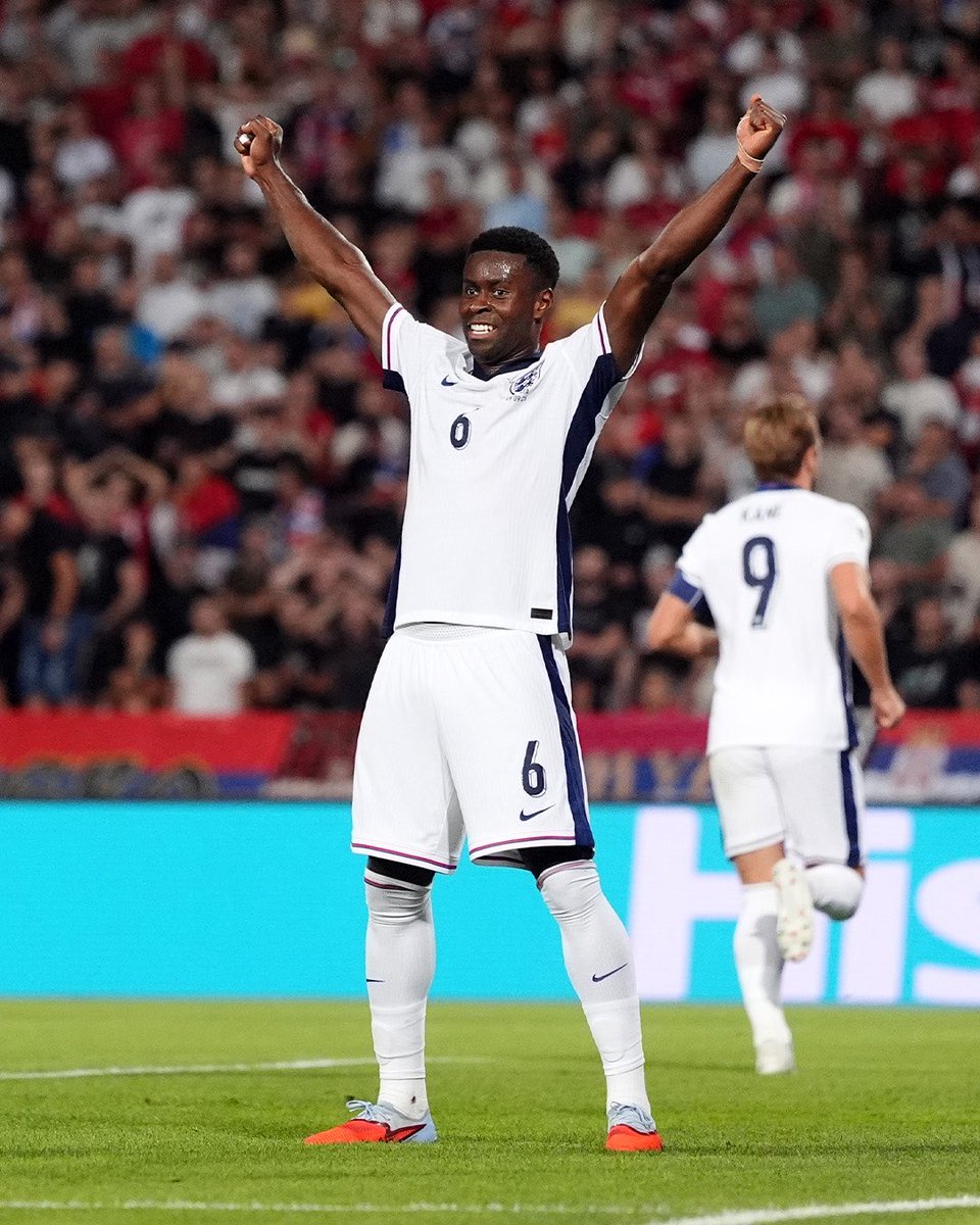 A first England goal for Marc Guéhi 👏

#UECL | #WCQ | <a href="/CPFC/">Crystal Palace F.C.</a>