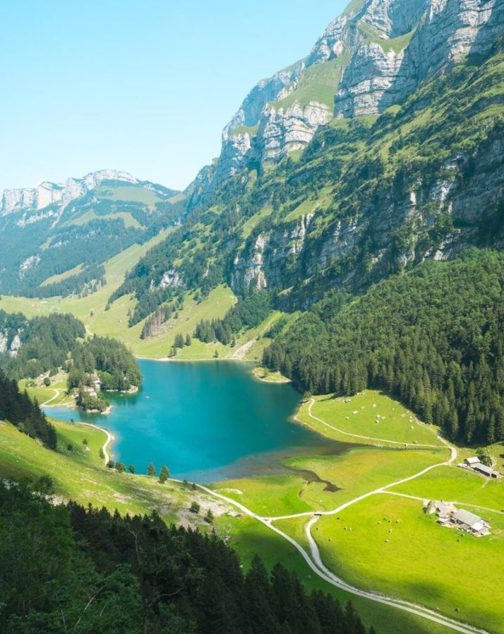 T1000003's tweet photo. Can't wait for our last 2025 hike 🇨🇭
#Aescher - #Ebenalp - #Schäffler - #Seealpsee https://t.co/vtDQMBEpTT