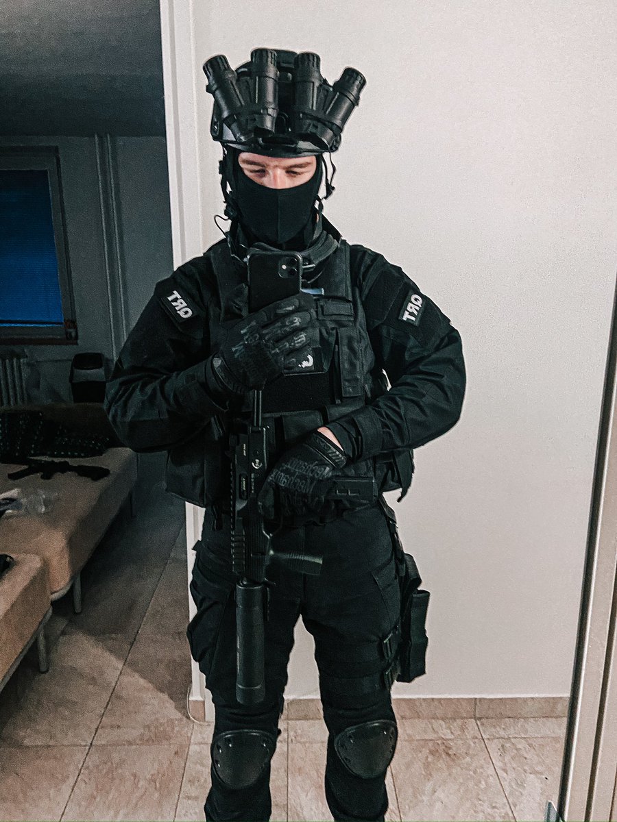 callsignrazed's tweet photo. Lets Roll🧨 https://t.co/PLwaOHiIxm
