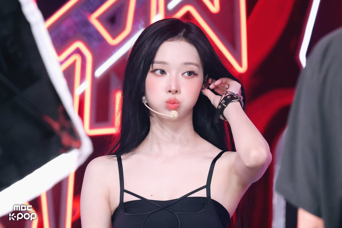 250906 aespa WINTER 'Rich Man' Show! Music Core On-Site Photos