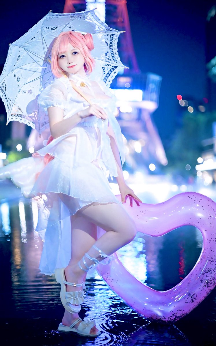 RT @mmmcuia: コスプレ 勝利の女神 NIKKE ドロシー セレンディピティ