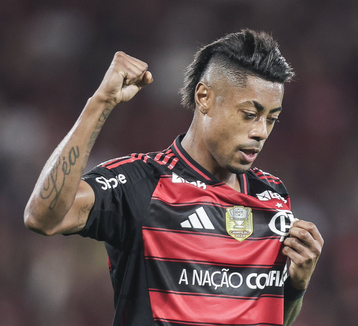 sourubronegrooo's tweet photo. 🎙️BRUNO HENRIQUE: "Meu sonho é fazer o gol do título na final da Libertadores" https://t.co/P4TV4NNZKg