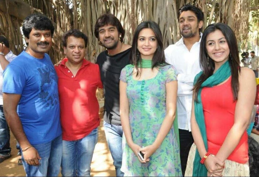 Dhruva_sarja06's tweet photo. Chiru Anna ❤️ Dhruva Anna
@chirusarja @DhruvaSarja @directorprems
#DhruvaSarja #ChiruAnna
#KDTheDevil #DhruvaBoss𓃵 https://t.co/41Ya2UU6uS