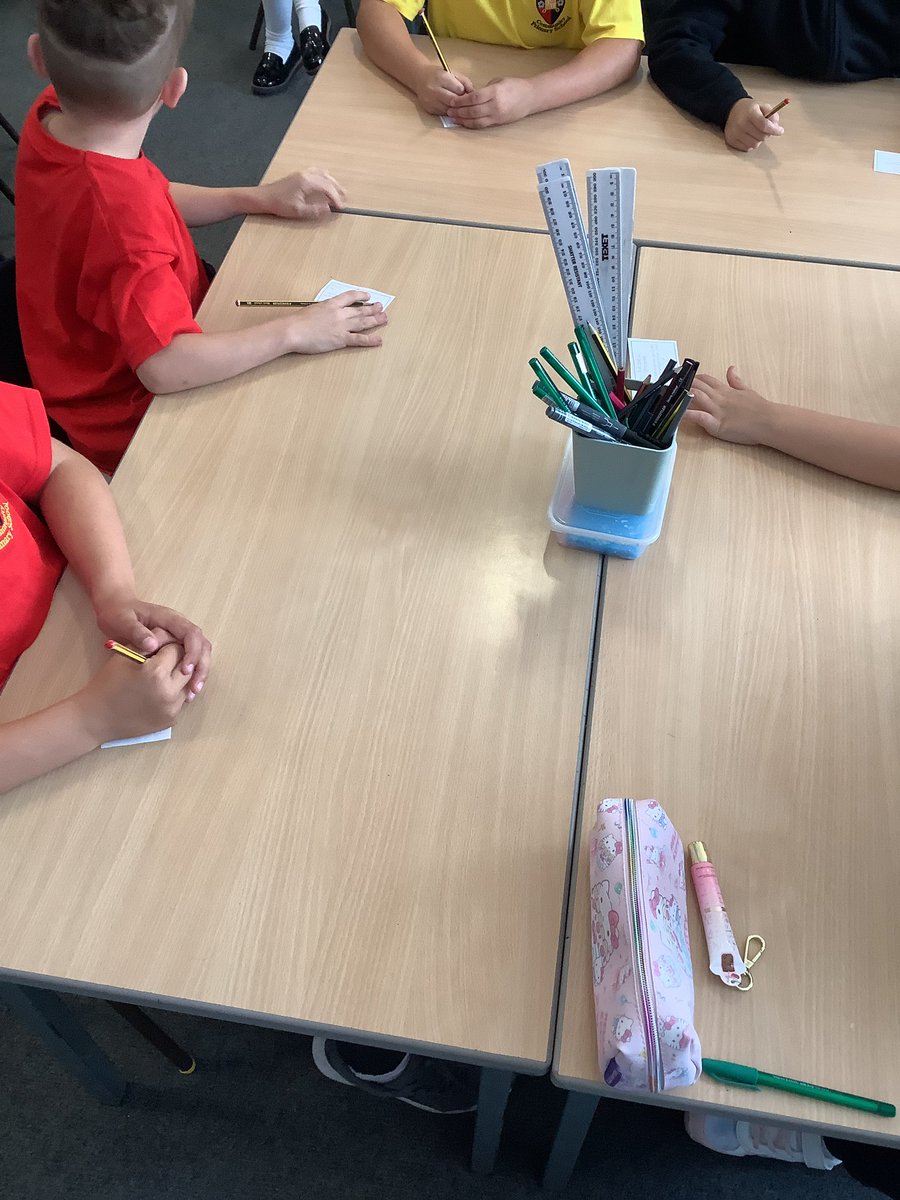 MissC_Thatto's tweet image. In Year 4 we have already been working extremely hard! We have explored networks and routers in Computing and have been looking at place value in Maths 👏🏼 🧮 💻 #ThattoPrim_Computing #ThattoPrim_Maths