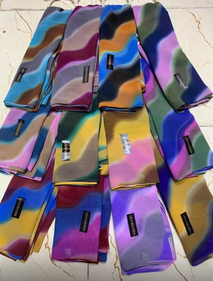TheLovingHub's tweet photo. Asalamualaykum warahmatullah wabarakatuh. These lovely scarves and caps are available.
Frame 1,  2 and 3: # 3900 per piece
Frame 4: # 4900 per piece
Frame 5: # 1000 per piece https://t.co/j1ERx5vhL6