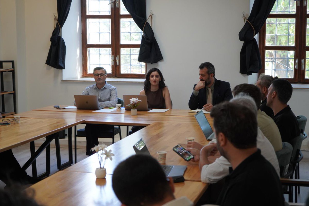 Kurdish Studies Center (KSC) (@kurdishstudiesc) on Twitter photo <a href="/DiyarTSO/">DTSO</a> <a href="/ruhavi/">reha ruhavioğlu.</a> <a href="/rberfincoskun/">Berfin Coşkun</a> <a href="/mimkurd/">M. Mashuq Kurt</a> We continue with a talk on The Changing Profile and New-Generation Kurdishness. <a href="/ruhavi/">reha ruhavioğlu.</a> & <a href="/rberfincoskun/">Berfin Coşkun</a> explore how Kurdish youth in Turkey relate to politics, identity and the state today, questioning whether past assumptions still hold true and sharing plans for a new research <a href="/DiyarTSO/">DTSO</a> <a href="/ruhavi/">reha ruhavioğlu.</a> <a href="/rberfincoskun/">Berfin Coşkun</a> <a href="/mimkurd/">M. Mashuq Kurt</a> We continue with a talk on The Changing Profile and New-Generation Kurdishness. <a href="/ruhavi/">reha ruhavioğlu.</a> & <a href="/rberfincoskun/">Berfin Coşkun</a> explore how Kurdish youth in Turkey relate to politics, identity and the state today, questioning whether past assumptions still hold true and sharing plans for a new research