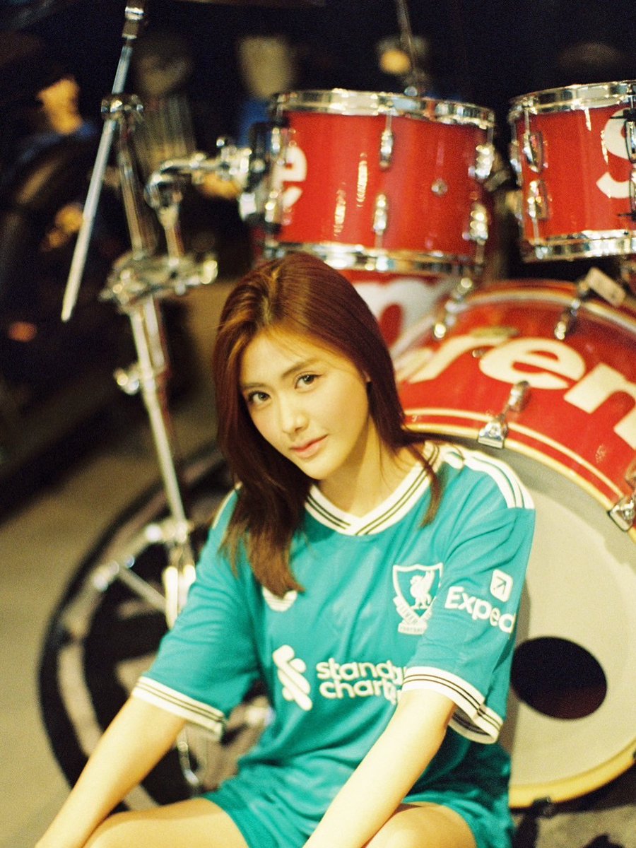 Gygeethfc1's tweet photo. 🦋🌷— ɢʏɢᴇᴇ’s ᴘᴏsᴛ 

ฮาจิมะะ🥁⚽️ @lfcretailth (1)

#LFCRetailTH 
#LFC #ynwa
#จีจี้ณัฐกุล
#gygeenutkul 
—— 
🧚🏻‍♀️ ꜰᴏʟʟᴏᴡ ɢʏɢᴇᴇ https://t.co/w8obvQE70q 
📇 ติดต่องาน 
064-635-5154 (K.Por) 092-628-7949 (Mom) https://t.co/2Hm5UBRr0h