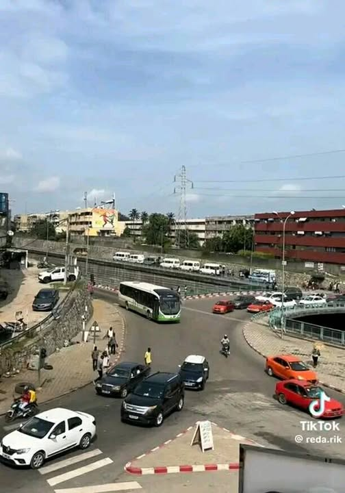 Monafrique8's tweet photo. Quelque part en Côte d'Ivoire. 🇨🇮💪👌 https://t.co/5C1hx99ip1