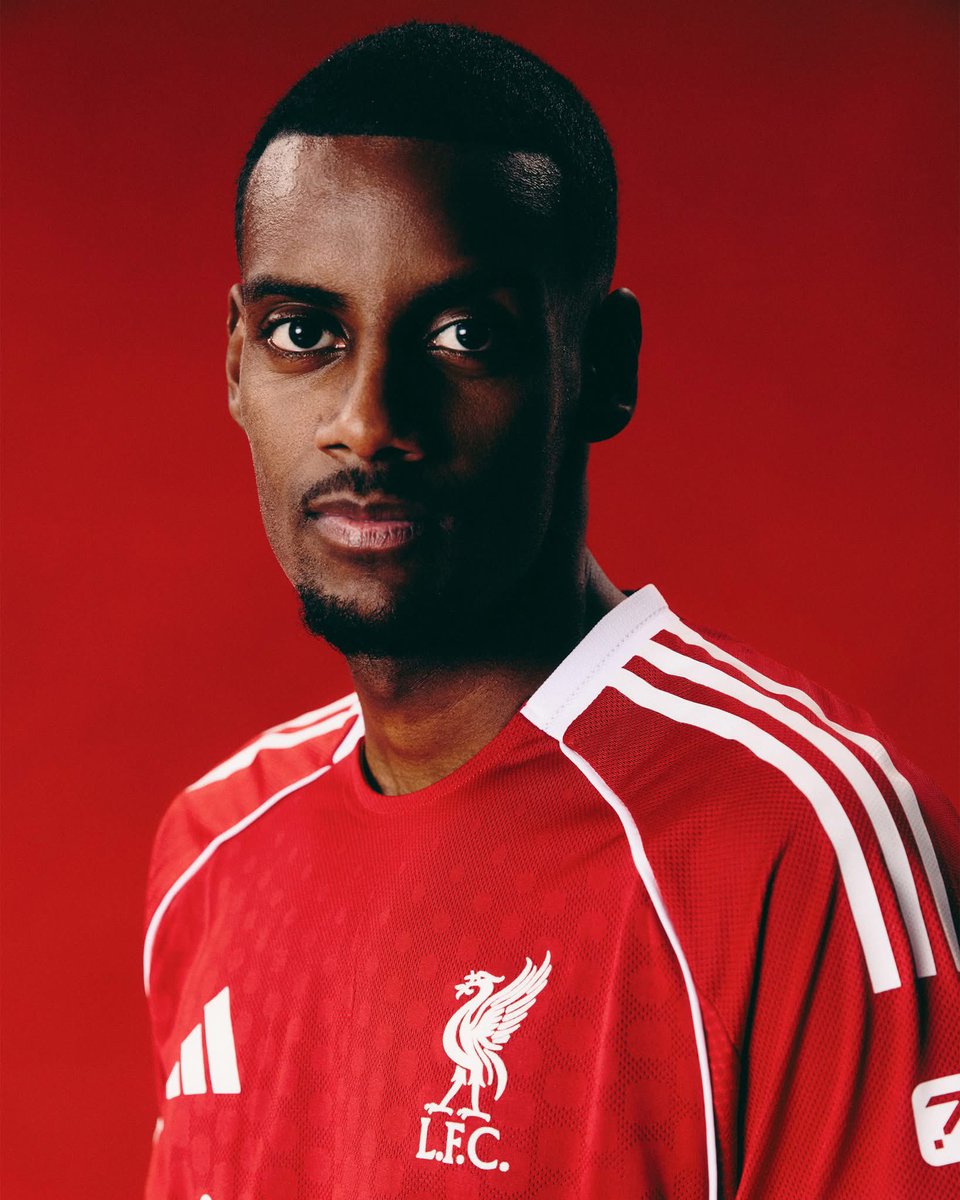 SamueILFC's tweet photo. Alexander Isak next game will be for Liverpool.

Excited for his debut. 😍 https://t.co/d5XlSFrPYz