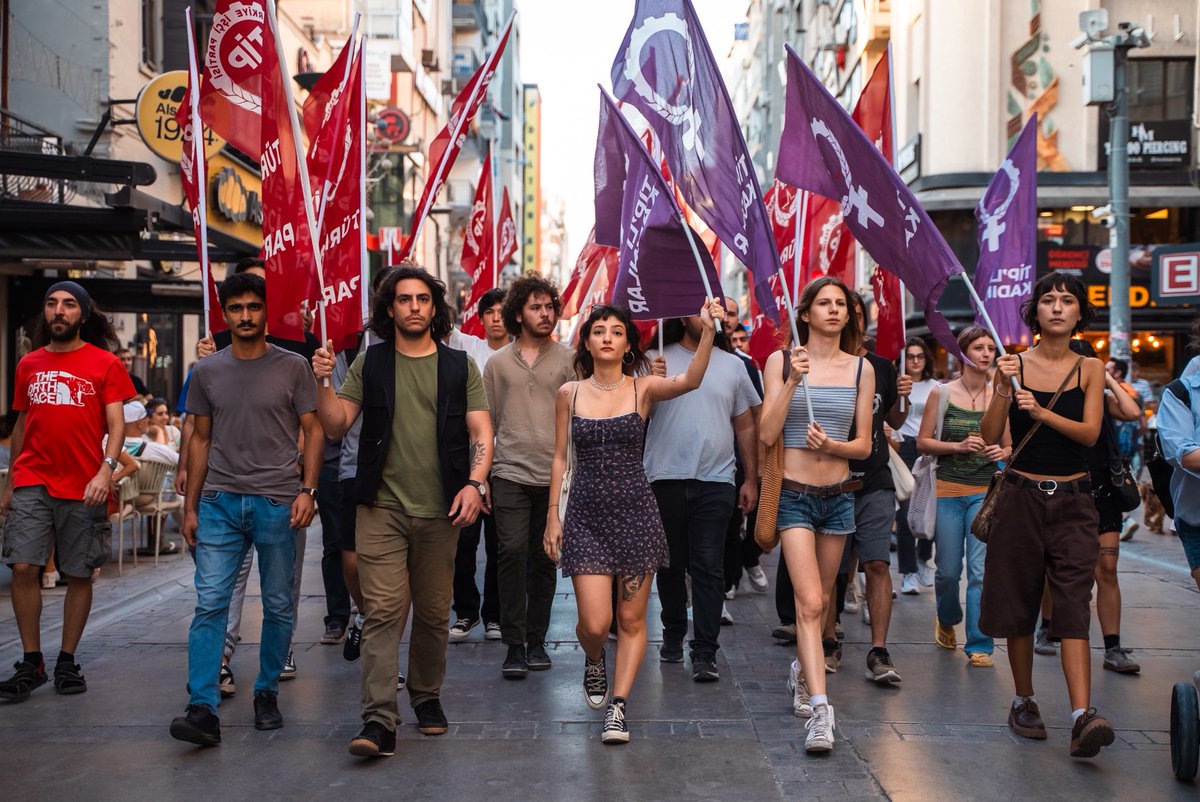 Yürüdüler… 

Türkan Saylan Kültür Merkezi
9 Eylül 2025, Saat: 19.00