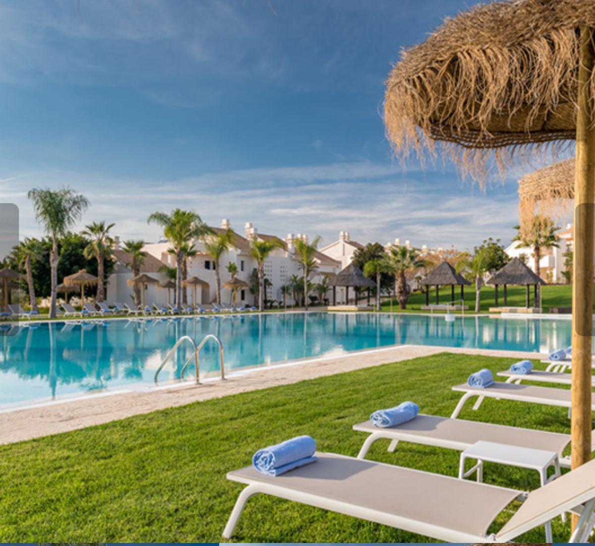 Vanessaliberty1's tweet image. 🎃TROIKA SWINGERS RESORTS By SWINGERSTOURS – PIONEROS EN EL LUJO LIBERAL SIN CENSURA Tras un éxito arrollador 
LLega el Halloowen, Bakanal Romana mas perversa TROIKA LUXURY RESORTS  3 DIAS 31/10  2/11  NON STOP, TODO INCLUIDO LAS 24 H  troikaresort.com   ☎️34674872354