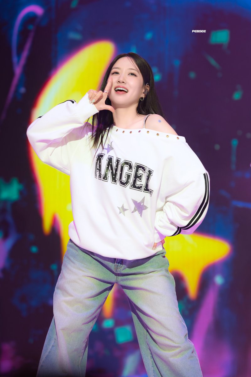 PEBsee's tweet photo. 250906 은빈노트: Hyper Day
ANGEL✨️
#박은빈 #은빈노트_HyperDay #PARKEUNBIN #EUNBINNOTE_HyperDay https://t.co/3CWZNX8J9O