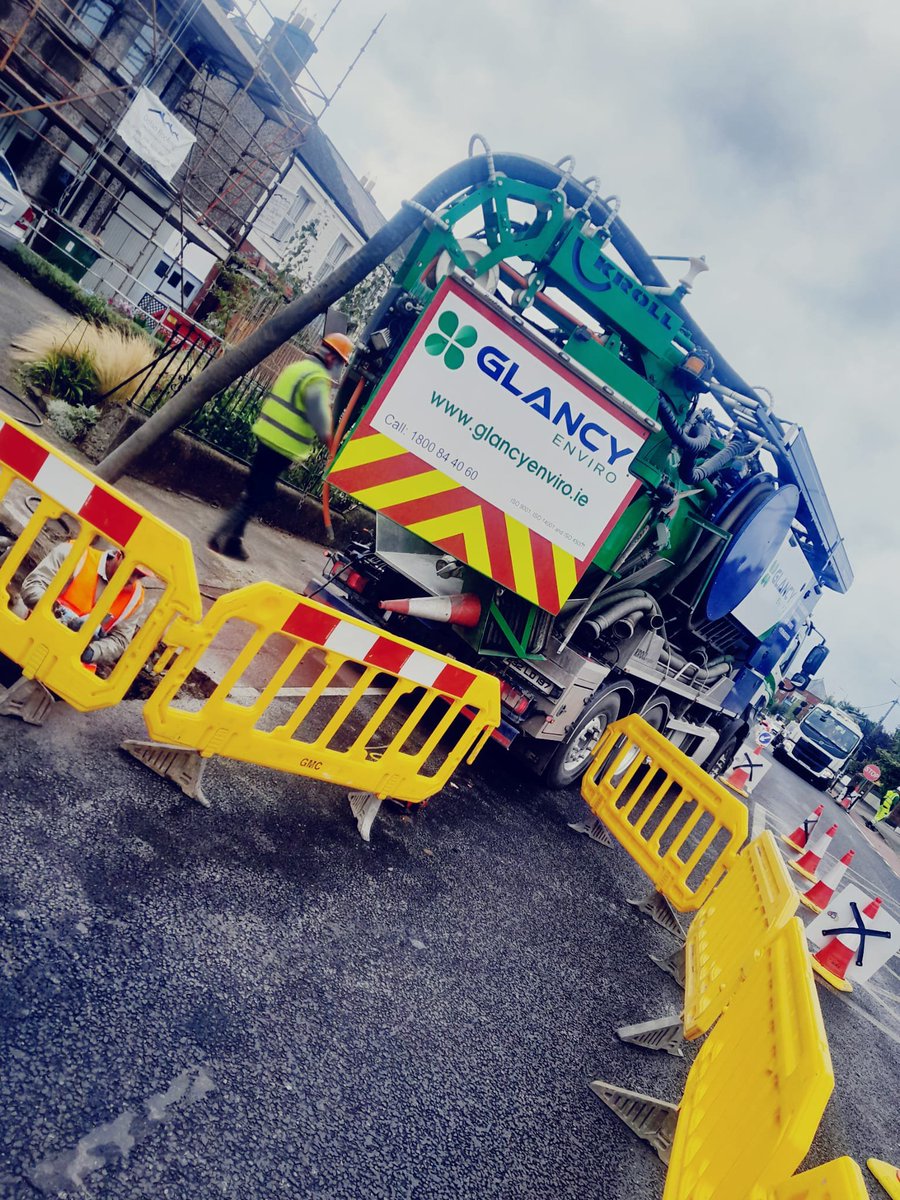 GlancyEnviro's tweet photo. 🚨 Emergency callout completed! 🚨
When a public foul sewer line broke unexpectedly, Glancy Enviro’s expert crew sprang into action. 
Our rapid response ensured the system was safely restored with minimal disruption. 
#DrainageExperts #EmergencyResponse #InfrastructureMatters https://t.co/LCKe36zyCK
