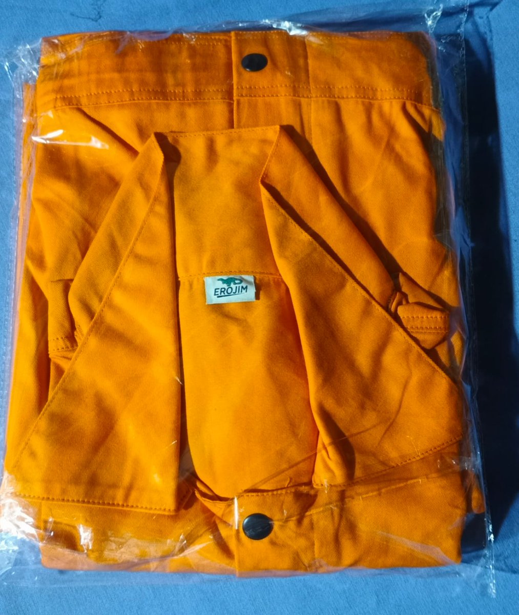 erojimdesigns's tweet image. At Erojim Designs,we produce high-quality jeans, chinos,niforms, and everyday wear that combine comfort, durability, and style,all at affordable prices.
✔ Bulk orders available
✔ Nationwide delivery 📦
✔ Proudly Made in Nigeria 🇳🇬
#ErojimDesigns #WalkWithPride #bb27 #LCDLFMX3