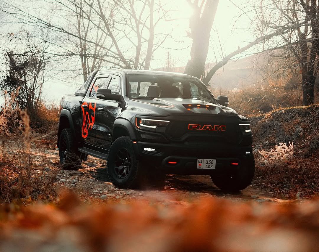 echidiimemotors's tweet photo. 🏗️ECHIDIIME MOTORS LIMITED
•
•
•
Advertising 𝕏𝘛𝘩𝘦 2021 DODGE RAM 150 TRX CREW CAB 4X4 TRUCK 🛻 
Pre order available.

Nationwide delivery. https://t.co/7zTobOpswY