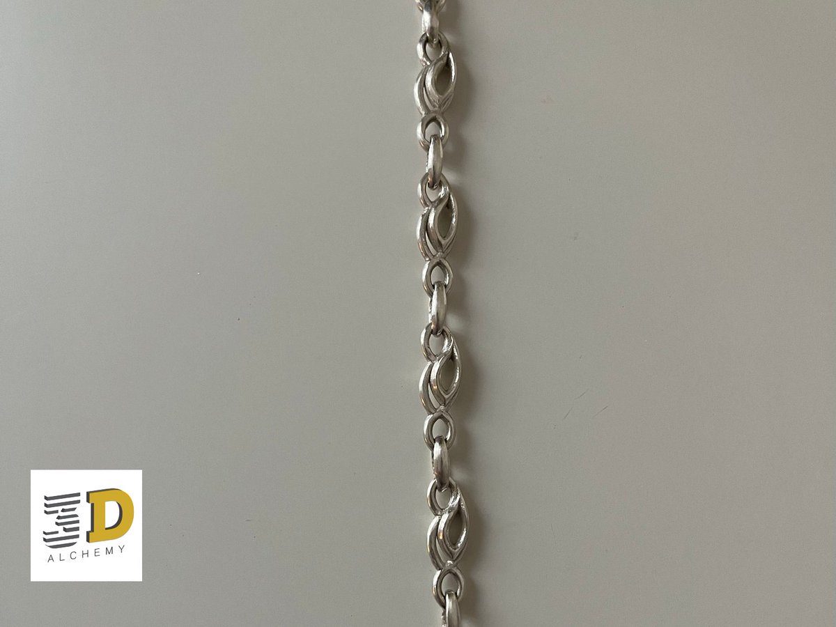3dAlchemy's tweet photo. #3dprinting in precious metals. Our client creates unique custom jewelry and came to us with a design to be #3dprinted in #silver. We advised on some modifications to help get the most from the process. Individual links were printed which were then polished and assembled. https://t.co/rudaDT7xAQ