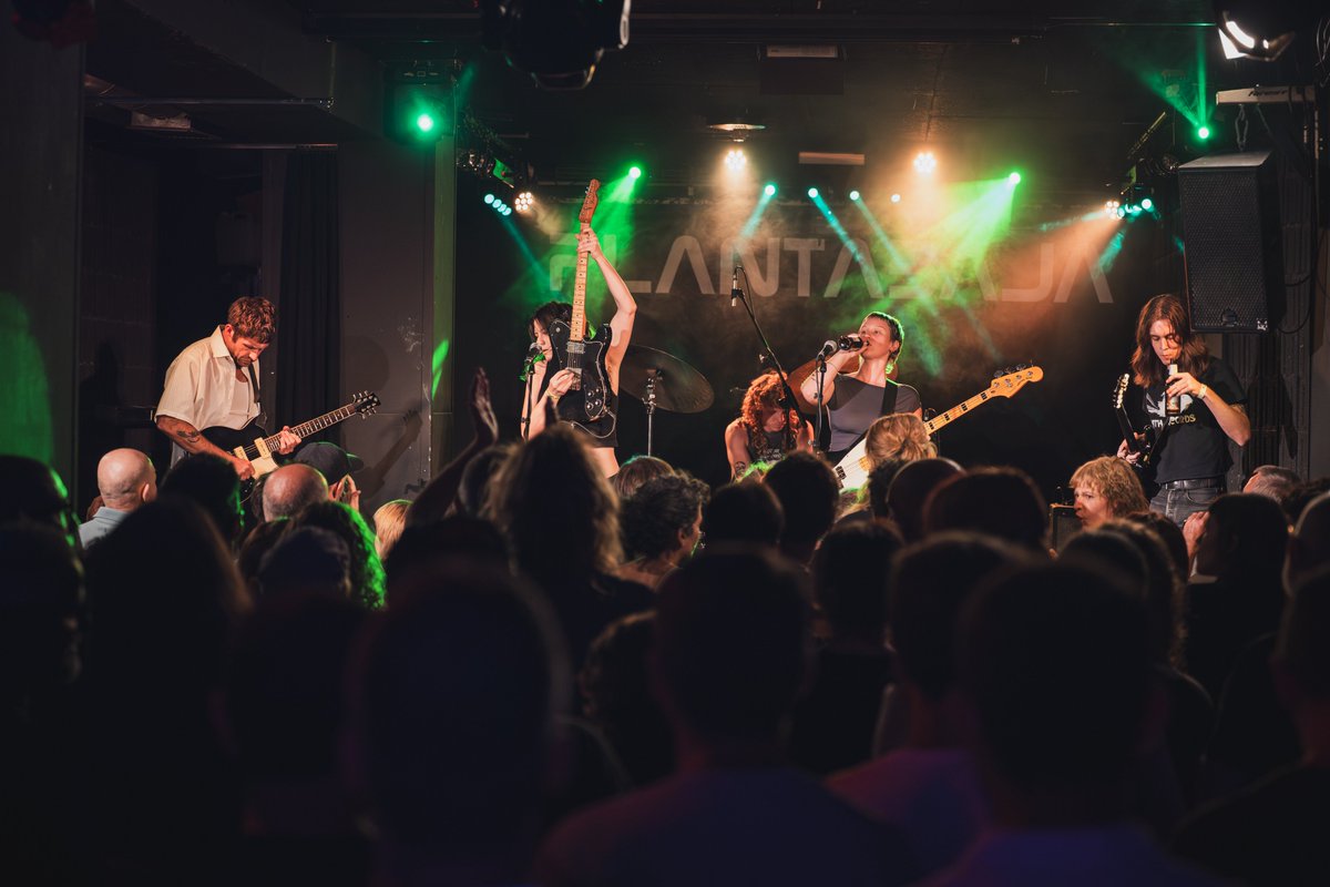 Gratísima sorpresa la de anoche con <a href="/F_F_M_B_/">FullFlowerMoonBand</a> en el Planta. Muchísimas gracias por vuestro apoyo.

📸 JM Grimaldi