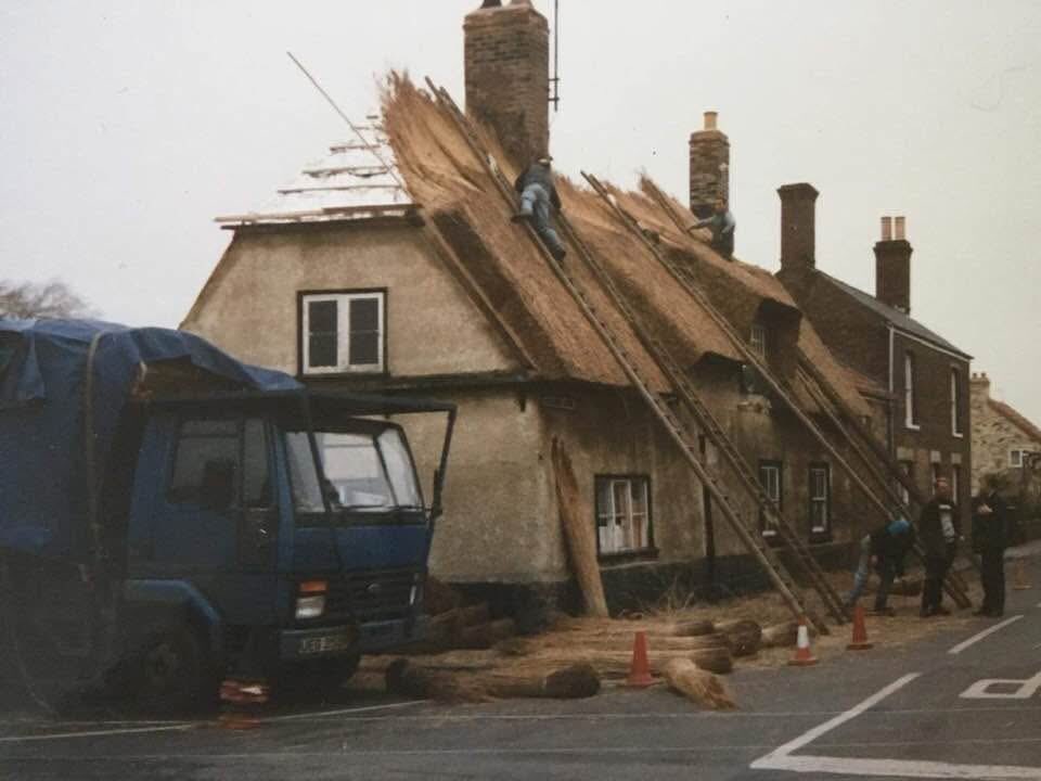 MarkHemment's tweet photo. @c_dodson_thatch I believe these phots are from February 1990. https://t.co/86fmYUG54J