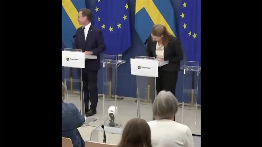 borneo_bulletin's tweet photo. Sweden’s new health minister collapses on first day of work
#worldnews #borneobulletin #topheadlines #headlines #Sweden #newhealthminister #collapses #firstdayofwork
https://t.co/dTVjhDcOXR https://t.co/JeXbOhlkid