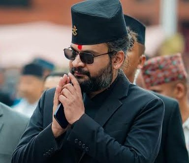 samvidhanIN's tweet photo. @KraantiKumar नेपाल में पहली बार GEN-Z काठमांडू के 
युवा मेयर BALEN SHAH जो मधेशी बौद्ध हैं, 
लोग उनको प्रधानमंत्री बनाने की मांग कर रहे हैं ।

BALEN SHAH को नेपाल की जनता अगला प्रधानमंत्री के रूप में देखना चाहते है

#GenGprotest #Nepalprotest #BalenShah https://t.co/aNDmWKeSIU
