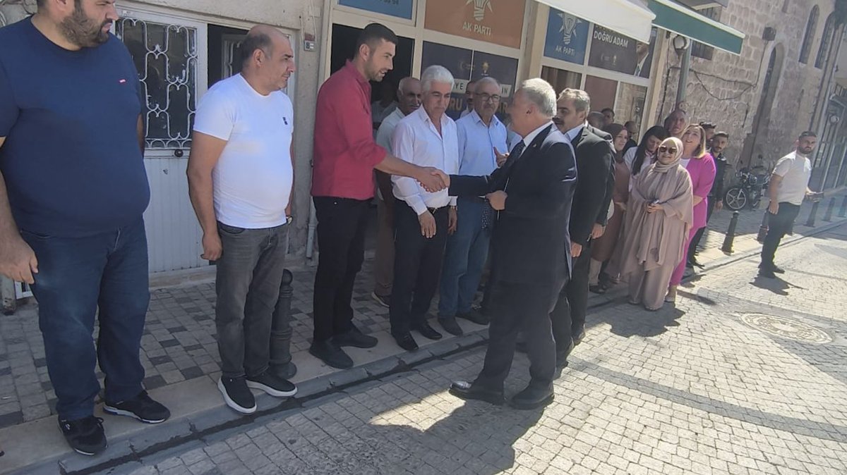 📍Mardin/Savur

Türkiye Buluşmaları kapsamında Savur İlçe Başkanımız Mecit Özel, İlçe Koordinatörümüz Murat İpekşen ve teşkilat mensuplarımızla bir araya geldik.

Milletimizle gönül gönüle AK kadrolarımızın heyecanı ve gayreti ile #TürkiyeYüzyılı hedeflerimize kararlılıkla