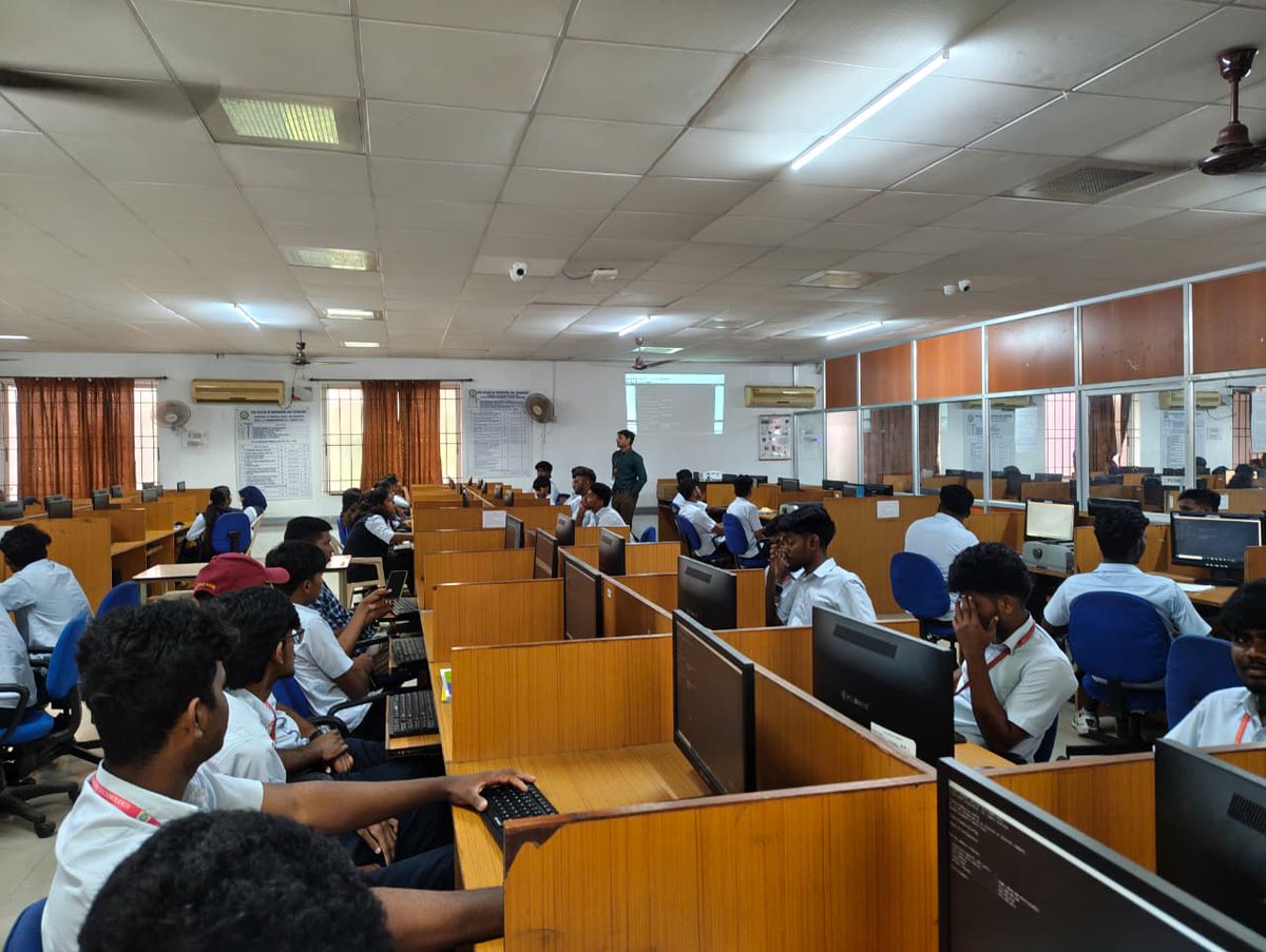 RMargarate88278's tweet image. 🚀 Networking = Career Power!
Inventive Institute of Technology hosted a CCNA Workshop at RVS College of Engineering and Technology.
💡 Want to build a future-proof career in IT networking?
👉 Join our CCNA Course in Coimbatore today!
📞 6382465396
#CCNAcourse