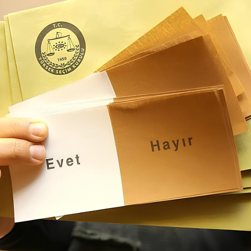 #SonDakika | Mühürsüz oy ve pusula kullanıldığı iddiasıyla 2017 referandumunun iptali için mahkemeye başvuru yapıldı.