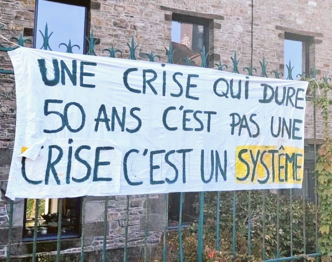 CremaschiG's tweet photo. Totale sostegno ai compagni che in #Francia lottano contro #Macron e un sistema intollerabile 
Oggi in Francia domani in #Italia 
#bloquonstout https://t.co/jlrLIVHSTU