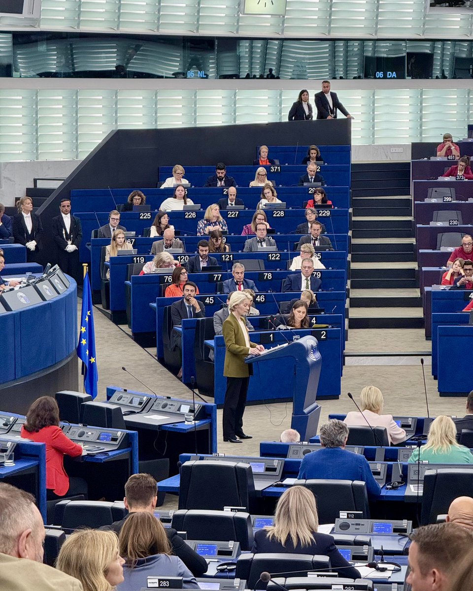 L’Europa di Ursula von der Leyen sta prendendo una deriva pericolosa: un super-Stato socialista dove i cittadini non avranno più nulla di proprio.

Nel suo discorso di questa mattina sullo Stato dell’Unione è stata chiarissima. Come nei peggiori regimi autoritari, ha lanciato