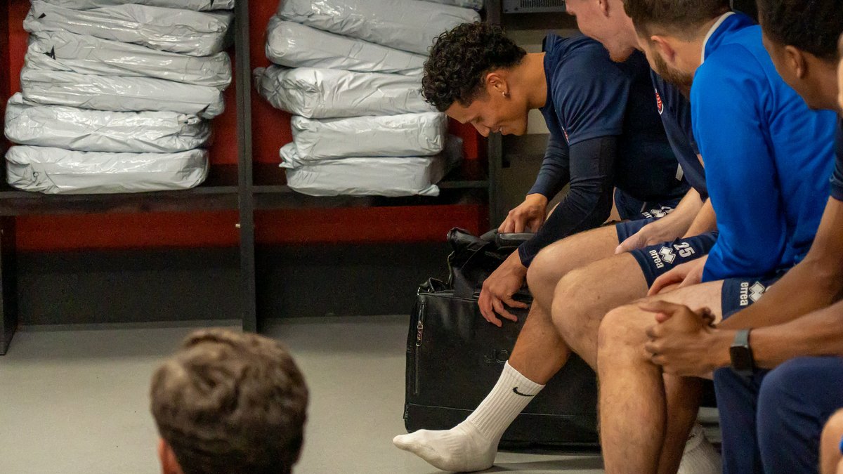 Thank you to <a href="/jogaglobal/">JOGA™️</a> for their High quality bags for the boys ‼️

Ready for Match day this Saturday back at the Bev in the FA Cup🤩

app.fanbaseclub.com/Fan/Tickets/Se…