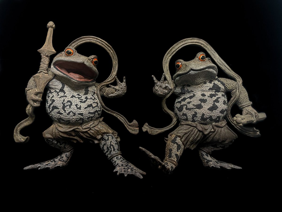 アナログはいいぞ 「蛙×仏像」という世界観を粘土で表現しています