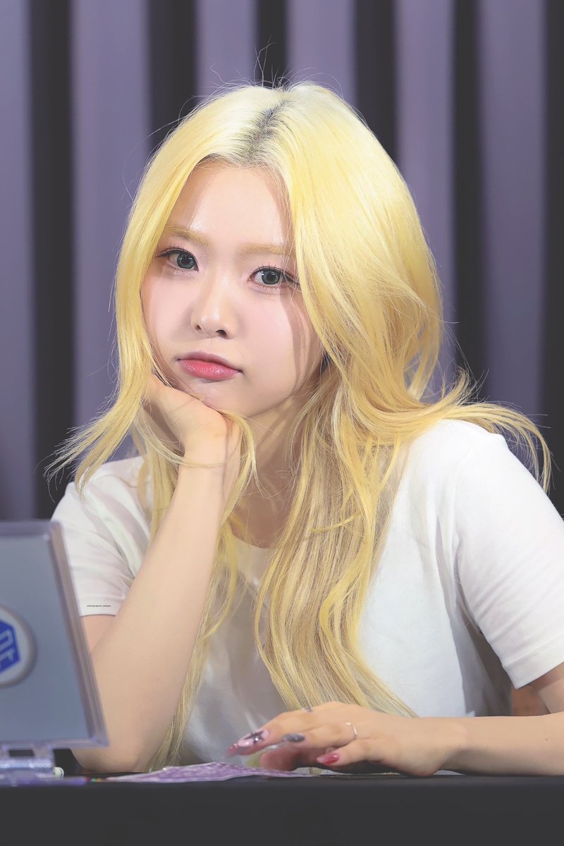 250809 (2PIC)

🐱

#ICHILLIN #아이칠린
#JACKIE #재키 #쟄과콩나물