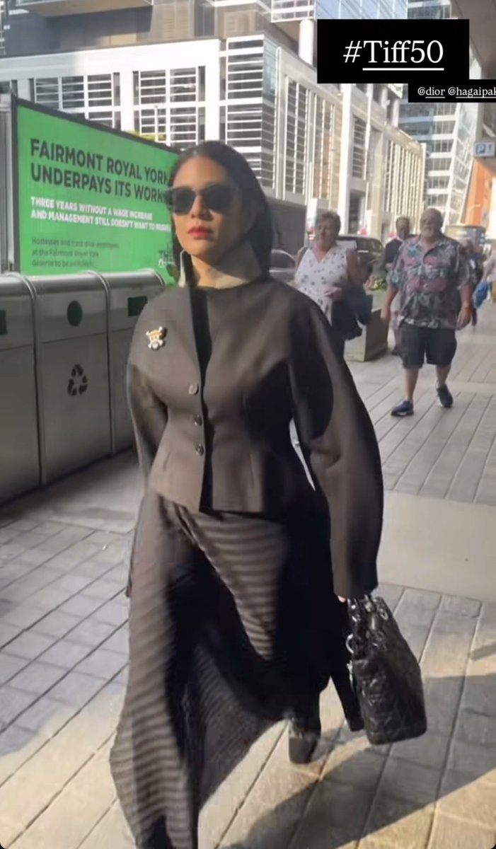 iPopBase's tweet photo. Dian Sastrowardoyo stuns at TIFF. https://t.co/T1tkCTlVdI