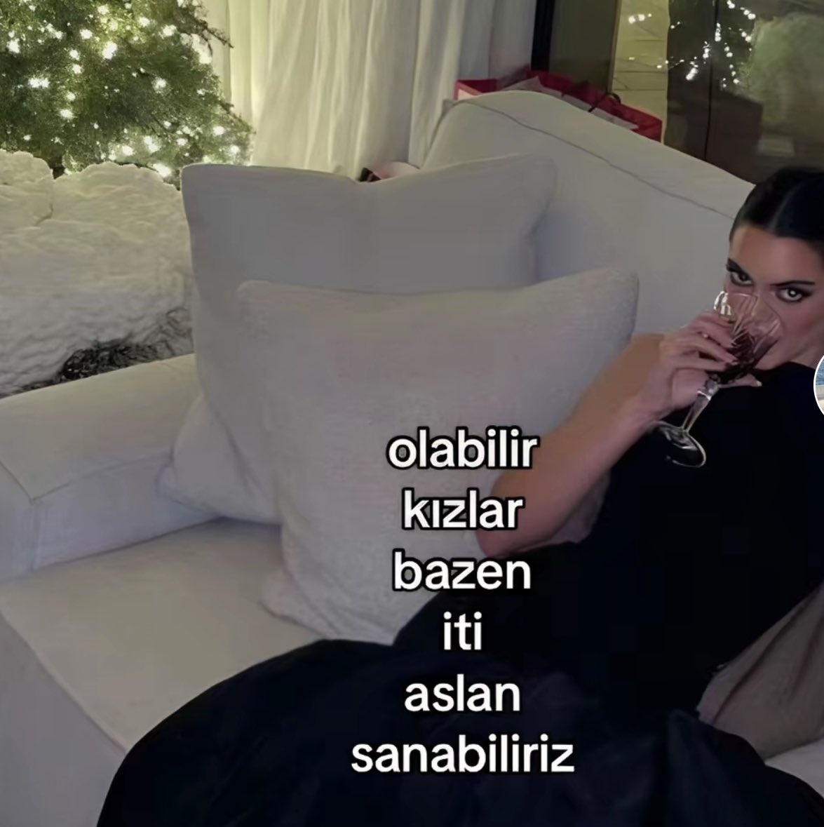 Sanem (@rrandomuna) on Twitter photo 