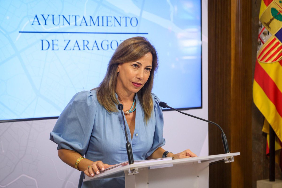 Hoy hemos dado luz verde a 3 proyectos clave para Zaragoza:
➡️ Reforma integral del Coso y San Miguel (7,2 M€)
➡️ Escuela infantil en Arcosur (3 M€)
➡️ Renovación del Parque Tío Jorge (3,5 M€)
Casi 14 millones de inversión para seguir transformando la ciudad.
¡Zaragoza mejora!