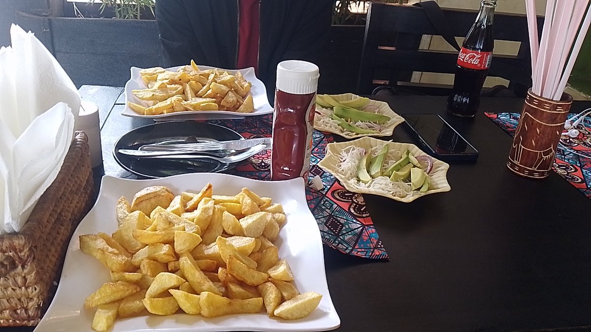 Finest chips from the Kigezi highland Irish Potatoes. A quick snack for those in a hurry. We got you bro! <a href="/DeejayEmmat/">kisoro’s Finest Deejay🇺🇬🇷🇼</a> <a href="/GahimaKeith/">Alex Gahima</a> <a href="/GorillaToursLtd/">Gorilla Tours</a> <a href="/vomuhabura/">Voice Of Muhabura 88.9FM</a> <a href="/counselInno/">Innocent</a>
