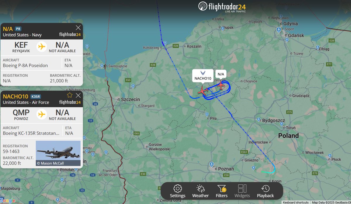 PolishMilRadar's tweet image. 📅10.09⌚️13:03LT

W strefie tankowania TSA29 KATE rozpoczyna się tankowanie w powietrzu z udziałem ✈️ Boeinga P-8A Poseidon Marynarki Wojennej Stanów Zjednoczonych #USNavy 🇺🇸, który przyleciał z Keflaviku #BIKF 🇮🇸 oraz ✈️ #NACHO10 Boeinga KC-135R Stratotanker "59-1463" Sił