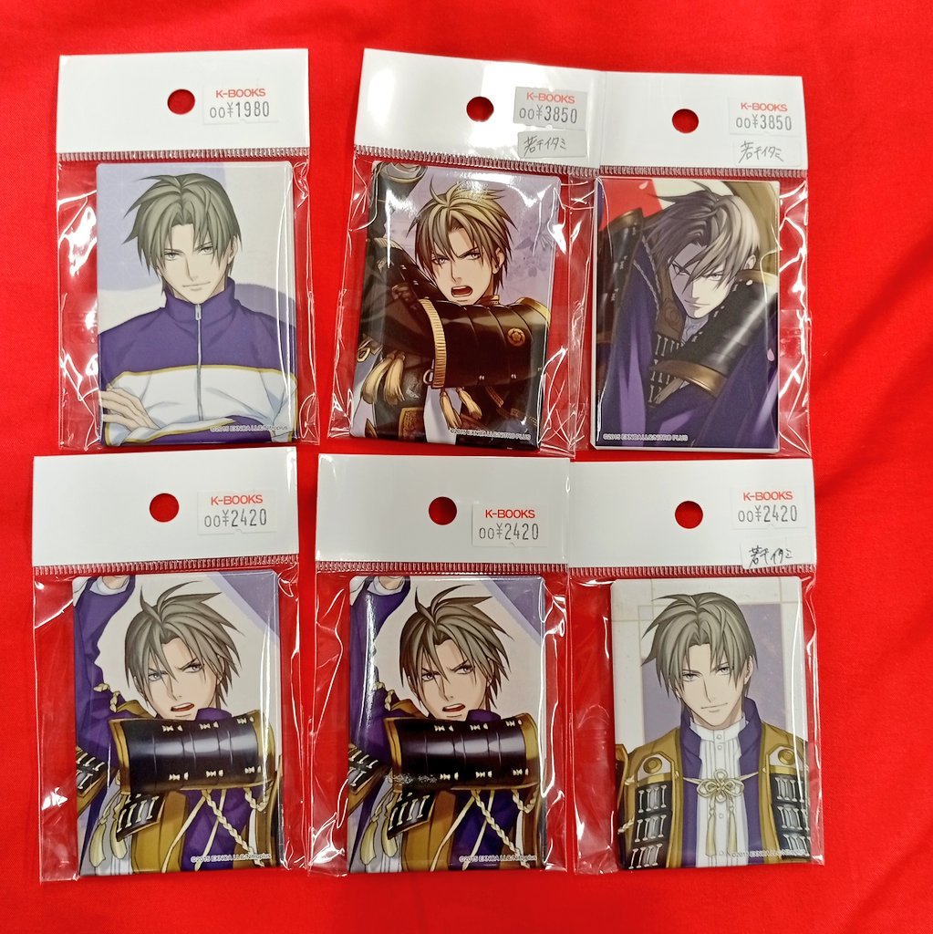 入荷情報】 刀剣乱舞 スクエア缶バッジ へし切長谷部 まとまって入荷