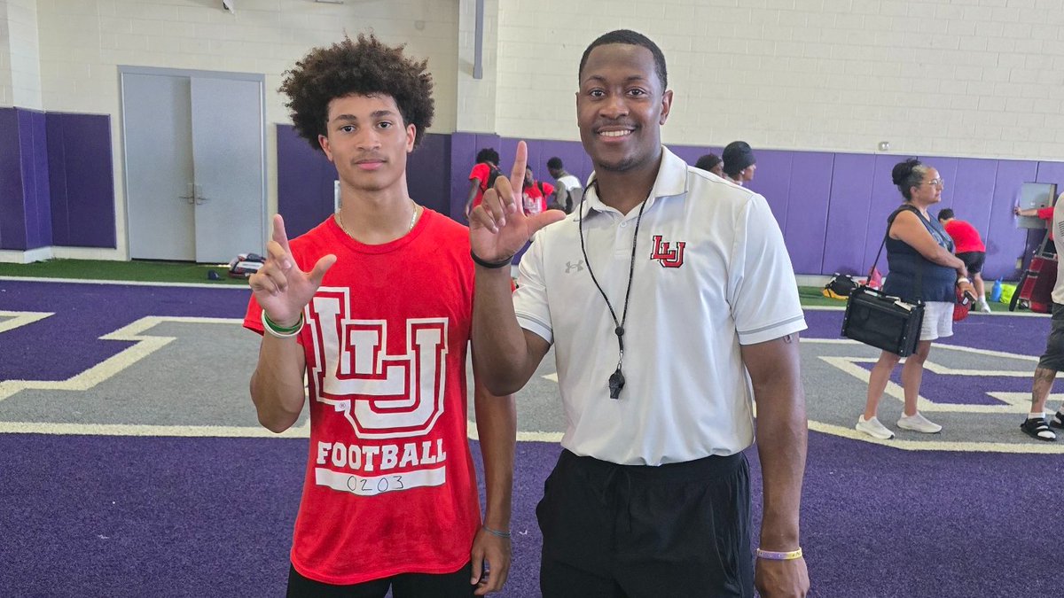 Lone Star Lineup: 2028 Texans Lighting Up Six Star’s Radar

🔥2028 Lone Star Standouts: Who’s Turning Heads on 6Star’s List

STORY: ▶️🔗sixstarfootball.com/article/lone-s…

<a href="/CadeDuncan_W/">Cade Duncan</a> <a href="/JdEdwards2028/">JD EDWARDS</a> <a href="/kenwyane/">Kendrick Harris</a> <a href="/TylanHenderson7/">Tylan Henderson</a> <a href="/Damari_bam27/">Damari Herring</a> <a href="/BraylenJamieson/">Braylen “Jamo” Jamieson</a> <a href="/caiden_lawrence/">Caiden Lawrence</a>  <a href="/TaylonMcneal/">Taylon McNeal</a>