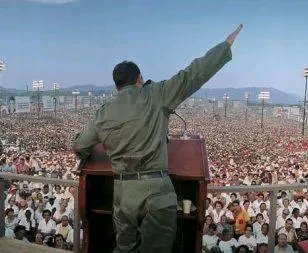 PCCUnion240608's tweet photo. Fidel “Defender la paz no significa, para un verdadero revolucionario, renunciar a los principios de justicia, sin los cuales, la vida humana y la sociedad carecerían de sentido”. 
#100AñosConFidel #Matanzas https://t.co/1K5vEKK4l4