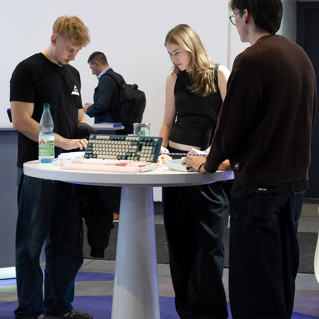 akkogear_de's tweet image. ✨ Akko IFA 2025 was a blast!

Thanks to everyone who stopped by—customers, visitors, KOL partners &amp;amp; media friends. Our new keyboards got tons of love, and this is just the beginning. More iconic Akko products are on the way.
Still typing, still dreaming. 💜

#akko #IFA2025