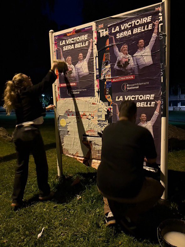 Malcolm J (@malcolm_rn87) on Twitter photo 📢 Hier soir, aux côtés d’<a href="/AlbinFreychet/">Albin Freychet</a> et conjointement avec le <a href="/RNJ_hautevienne/">RNJ Haute-Vienne</a> , nous avons mené une action militante déterminée pour défendre nos convictions et préparer l’avenir de notre territoire.
➡️ Merci à tous pour votre engagement, la mobilisation continue ! ✊🇫🇷 📢 Hier soir, aux côtés d’<a href="/AlbinFreychet/">Albin Freychet</a> et conjointement avec le <a href="/RNJ_hautevienne/">RNJ Haute-Vienne</a> , nous avons mené une action militante déterminée pour défendre nos convictions et préparer l’avenir de notre territoire.
➡️ Merci à tous pour votre engagement, la mobilisation continue ! ✊🇫🇷